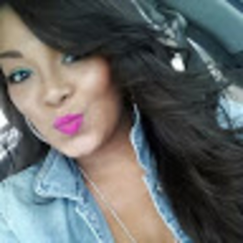 Meet your Posher, Mayra